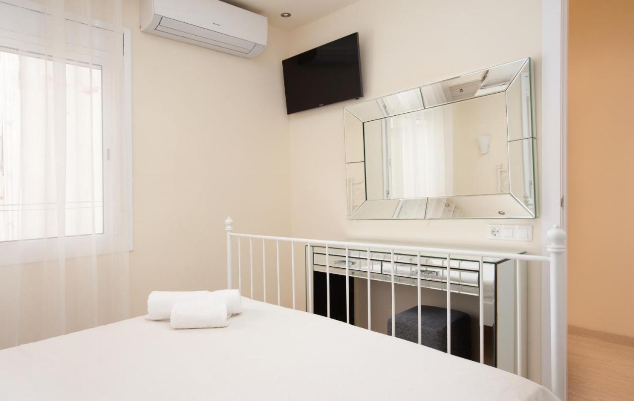 Barnapartments Rambla Cataluna Barcelone Chambre photo